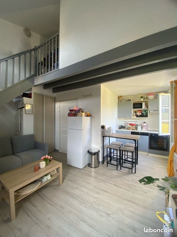 Appartement à louer, 38m², Gallargues-le-Montueux