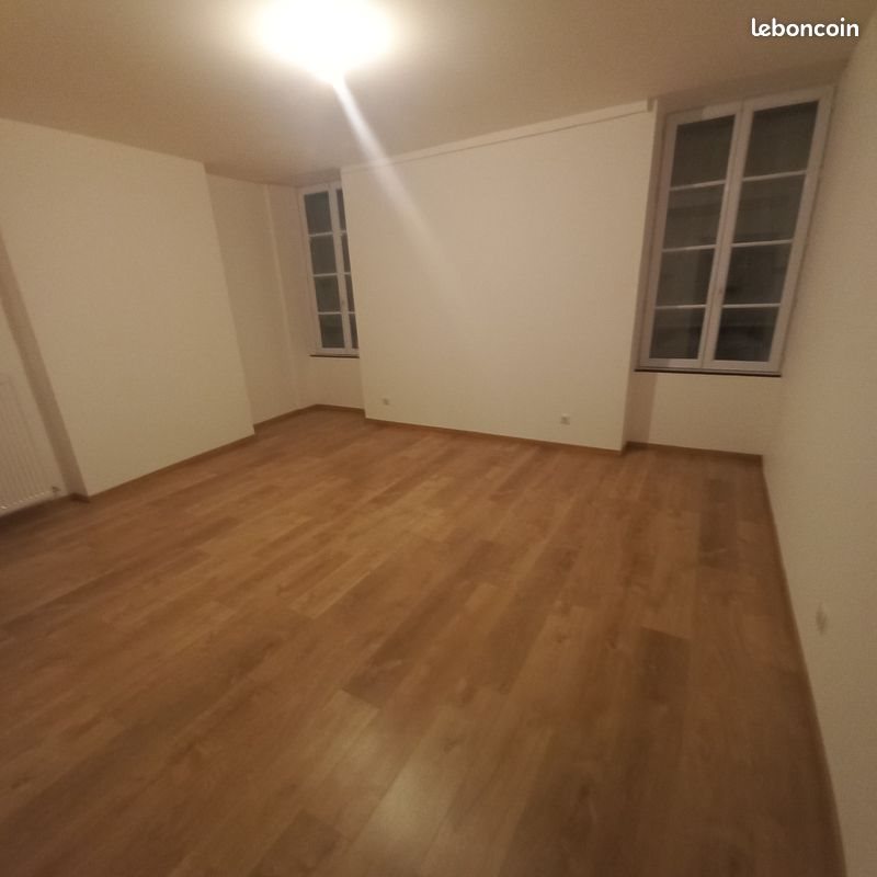 Appartement à louer, 92m², Le Montet