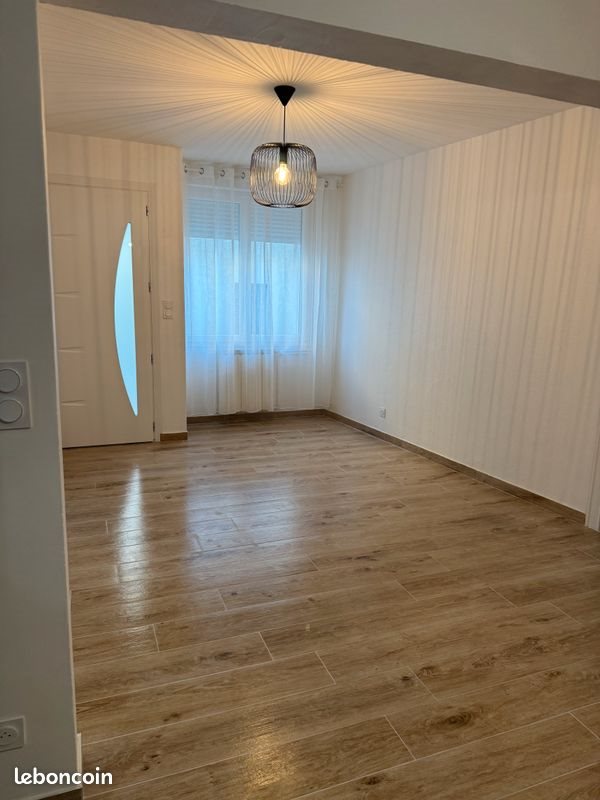 Maison à louer, 90m², Lempdes
