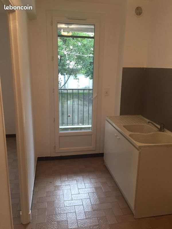 Appartement à louer, 38m², Alès