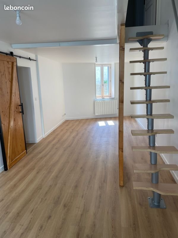 Appartement à louer, 55m², Combronde