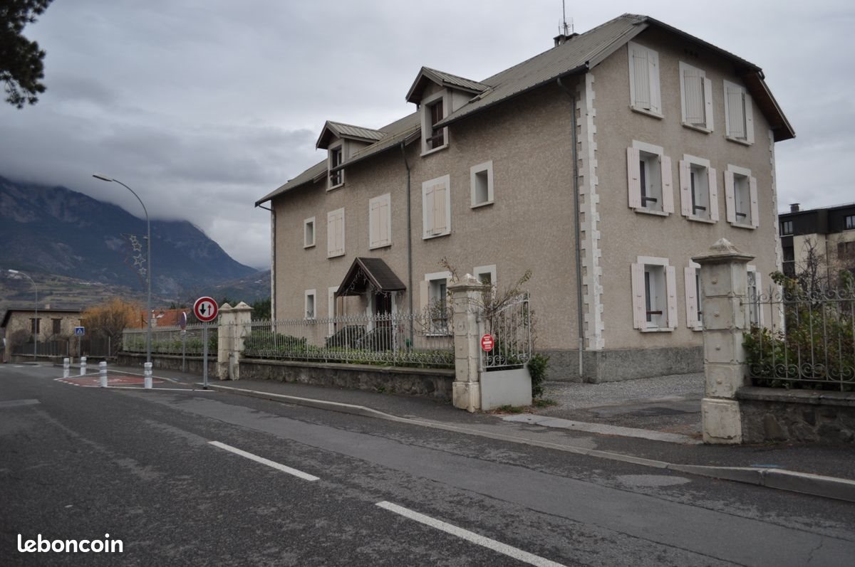 Appartement à louer, 67m², Embrun