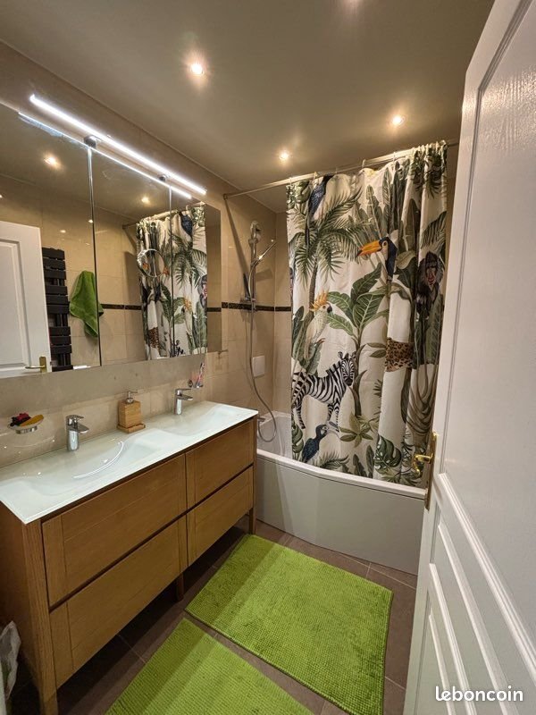 Appartement à vendre, 94m², Ferney-Voltaire