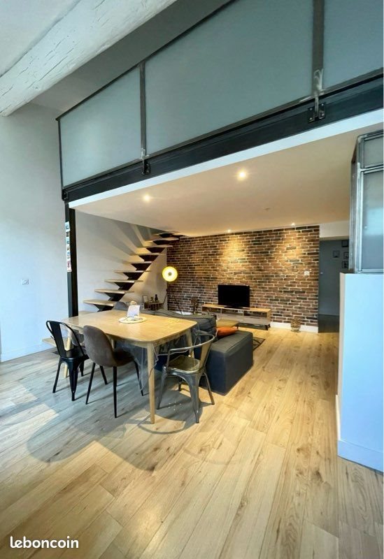 Appartement à louer, 65m², Nîmes