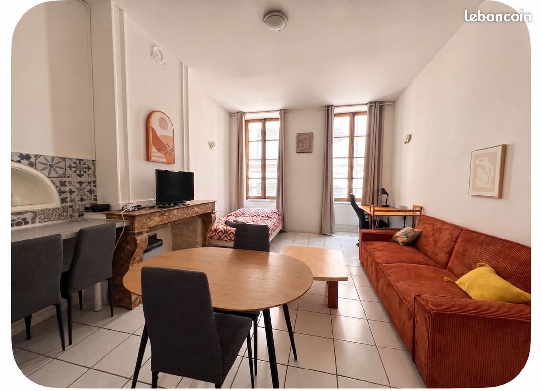 Appartement à louer, 34m², Nîmes
