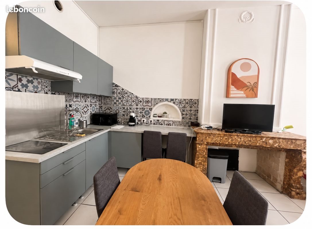 Appartement à louer, 34m², Nîmes