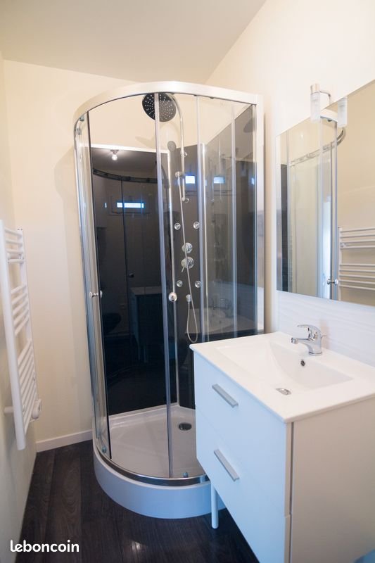 Appartement à louer, 45m², Benet