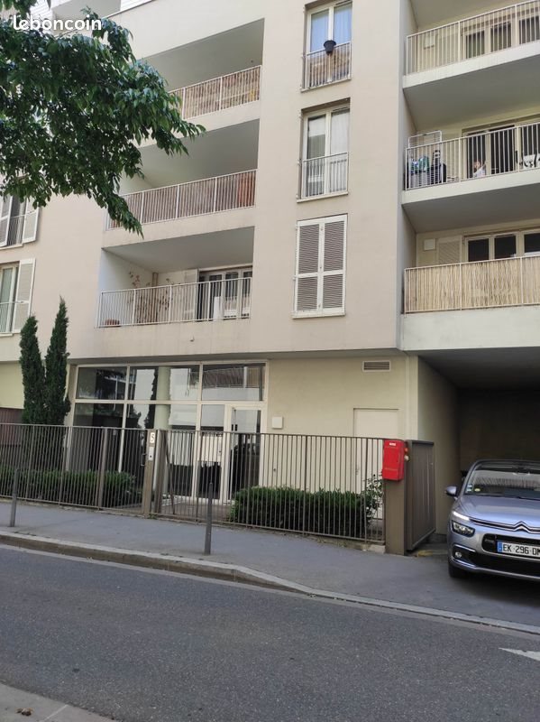 Appartement à louer, 43m², Lyon 8ème