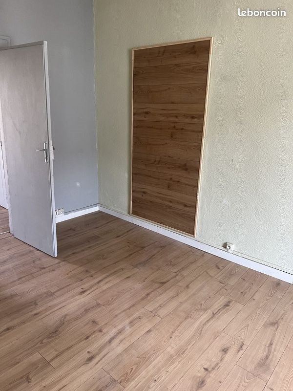 Appartement à louer, 26m², Saint-Éloy-les-Mines