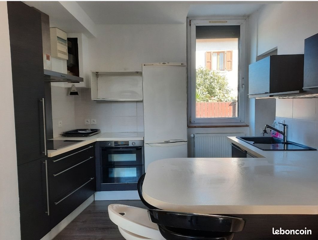 Maison à louer, 70m², Aoste