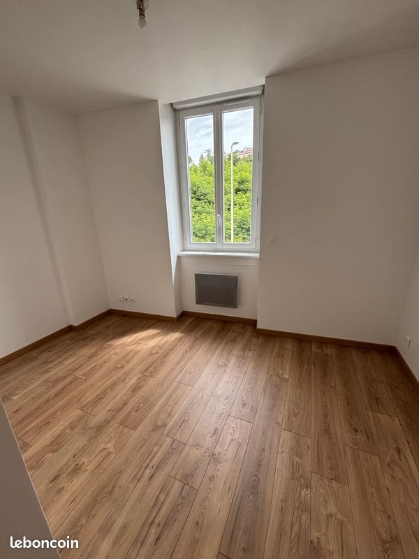 Appartement à louer, 26m², Alès