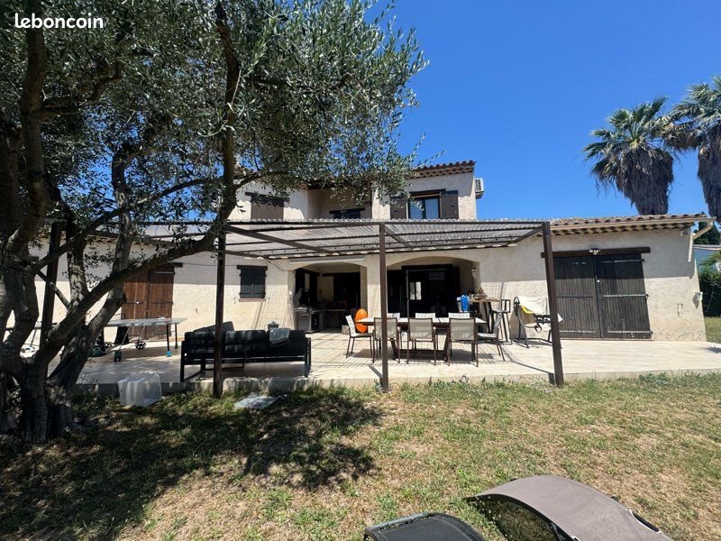Maison à vendre, 240m², Le Cannet