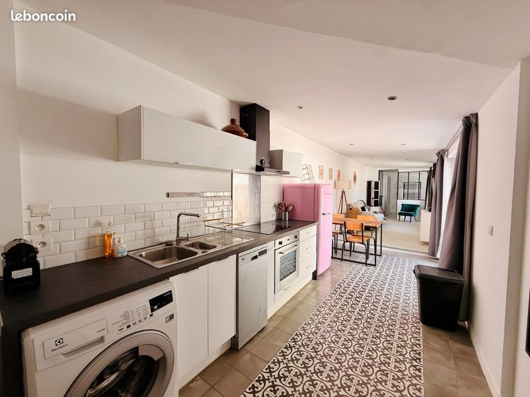 Appartement à louer, 69m², Lille
