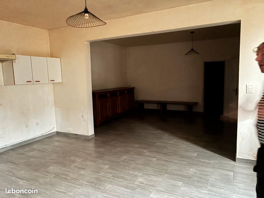 Maison à louer, 100m², Oizé