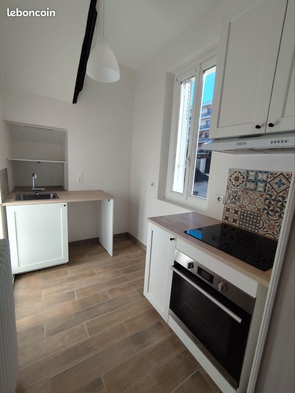 Appartement à louer, 93m², Moulins
