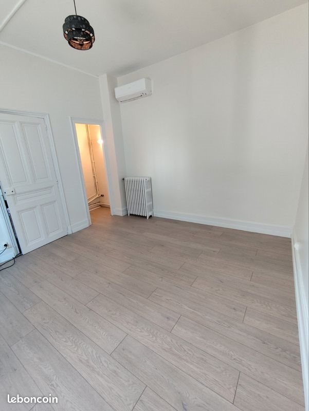 Appartement à louer, 93m², Moulins