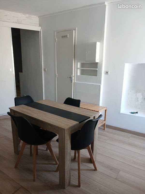 Maison à louer, 45m², Pennautier