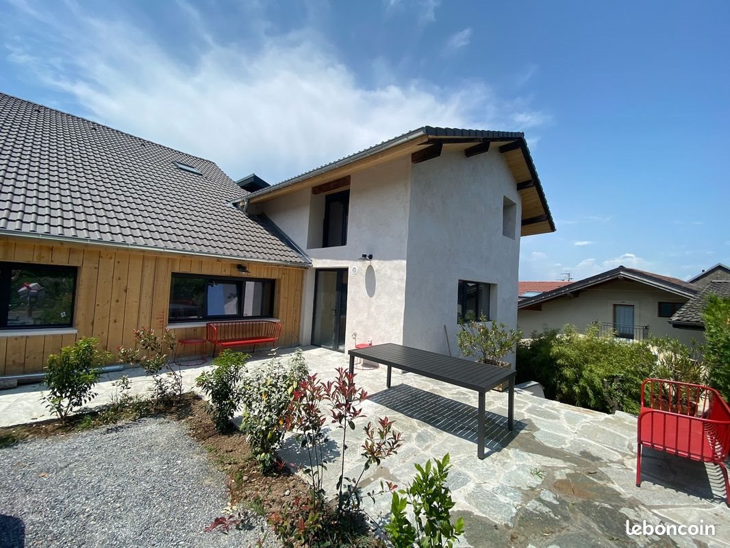 Maison à louer, 143m², Bons-en-Chablais