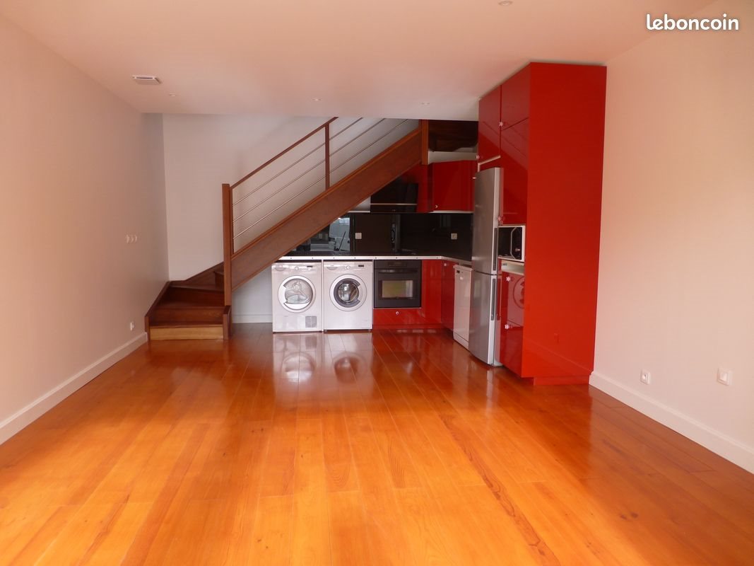 Appartement à louer, 78m², Bègles