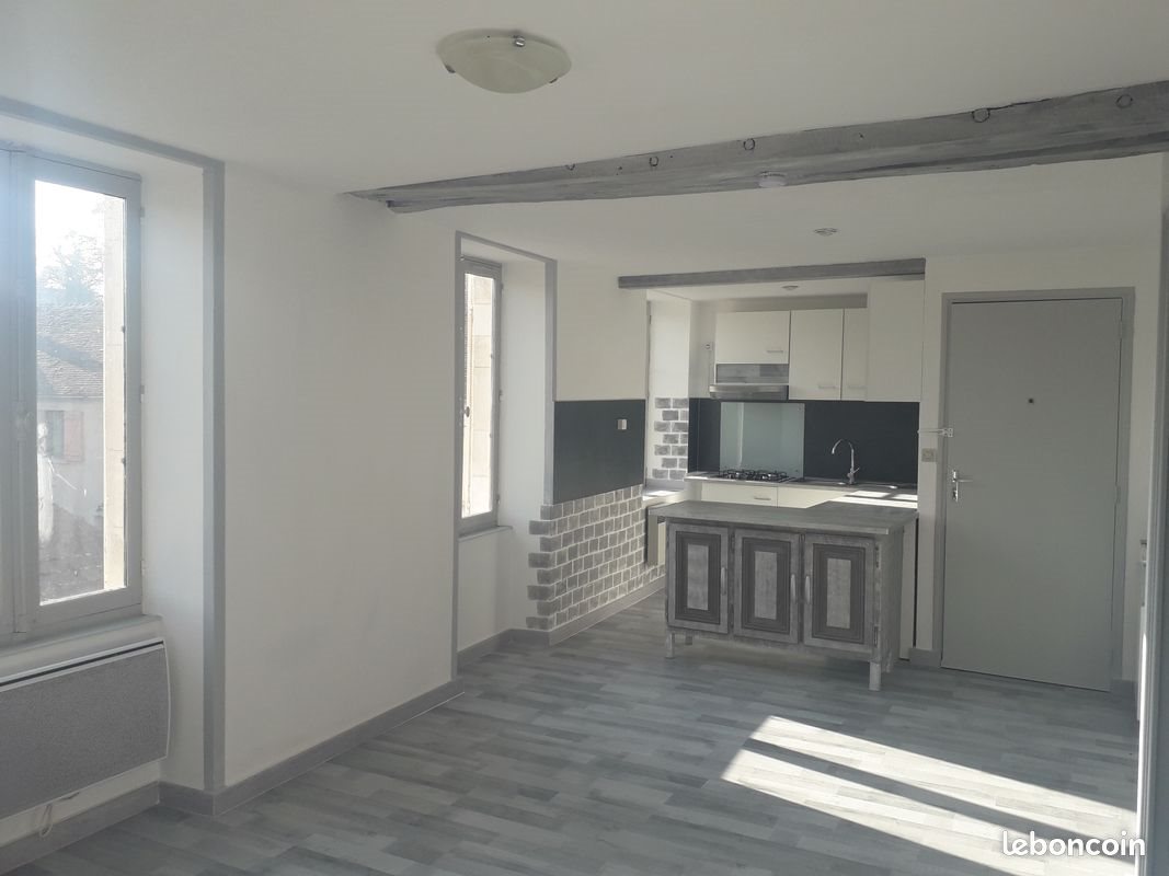 Appartement à louer, 39m², Gy-l'Evêque