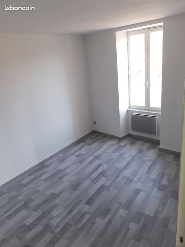 Appartement à louer, 39m², Gy-l'Evêque