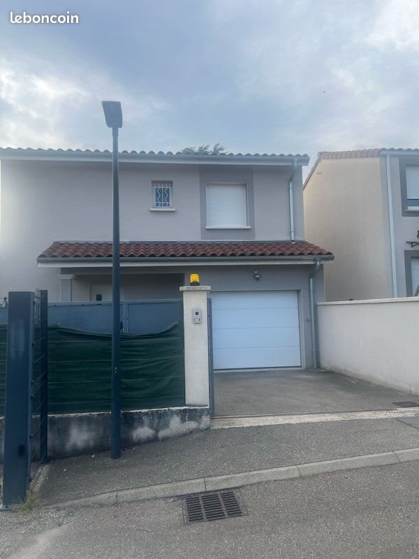 Maison à louer, 130m², Pont-Evêque