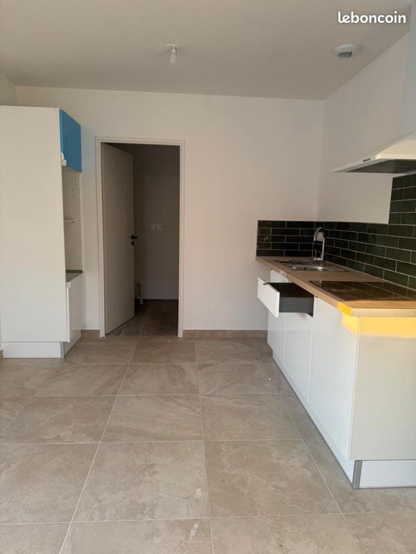 Maison à louer, 70m², Galgon