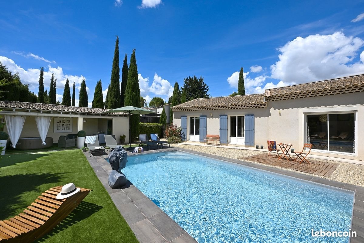 Maison à louer, 165m², Sorgues