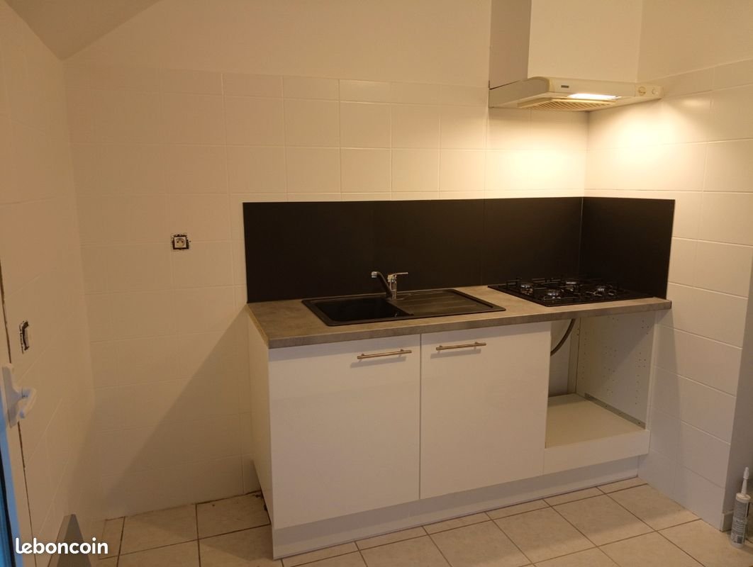 Appartement à louer, 75m², Mansac