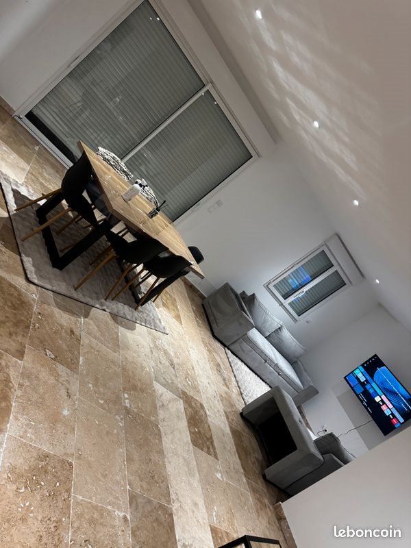 Maison à louer, 86m², Piégut-Pluviers