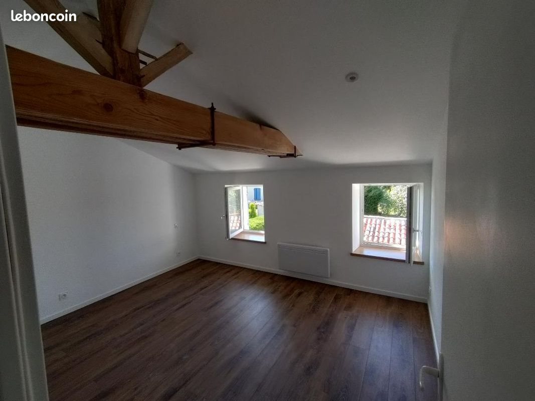 Maison à louer, 90m², Saint-Hilaire-de-Villefranche