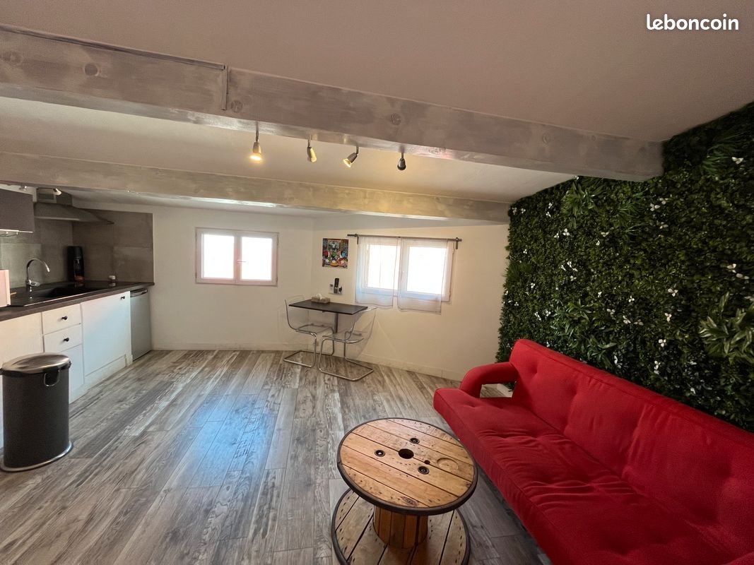 Appartement à louer, 23m², Marseille 8ème