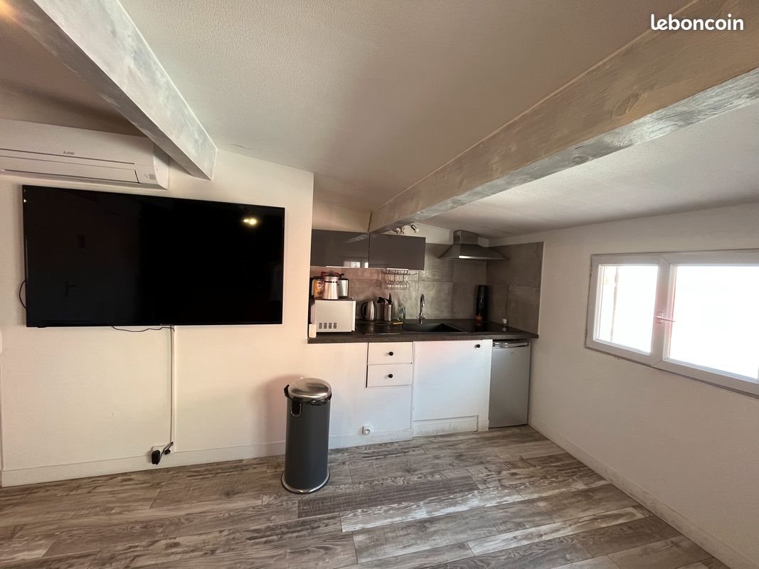 Appartement à louer, 23m², Marseille 8ème