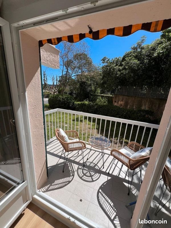 Appartement à louer, 64m², Cogolin