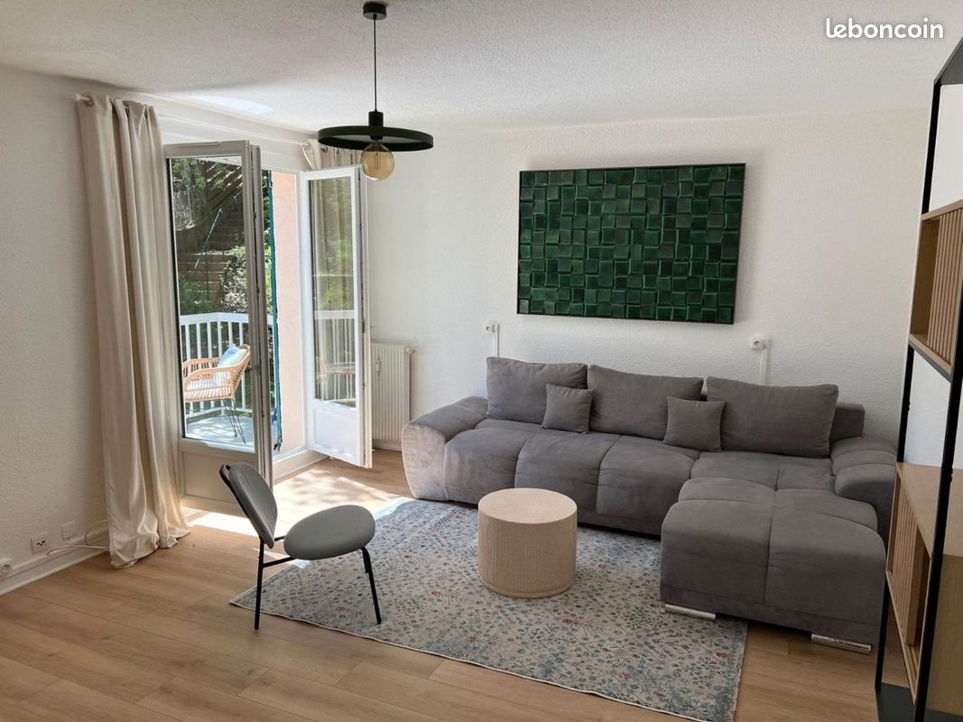 Appartement à louer, 64m², Cogolin