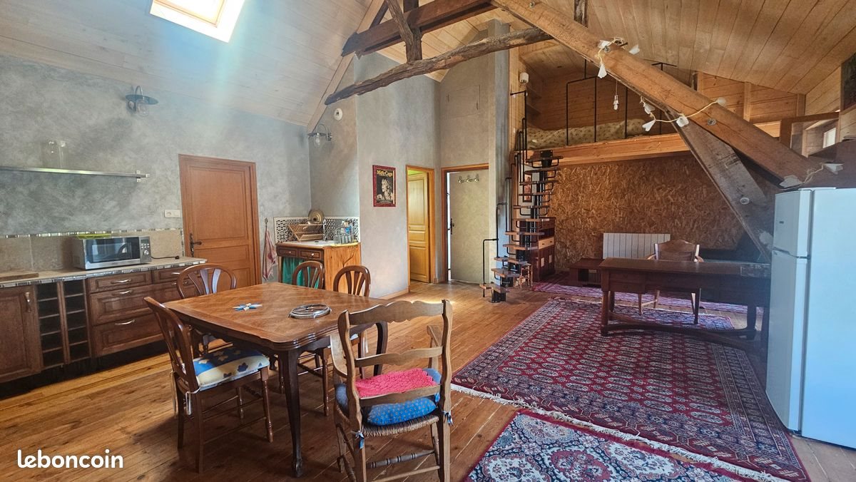 Appartement à louer, 54m², Sarlat-la-Canéda
