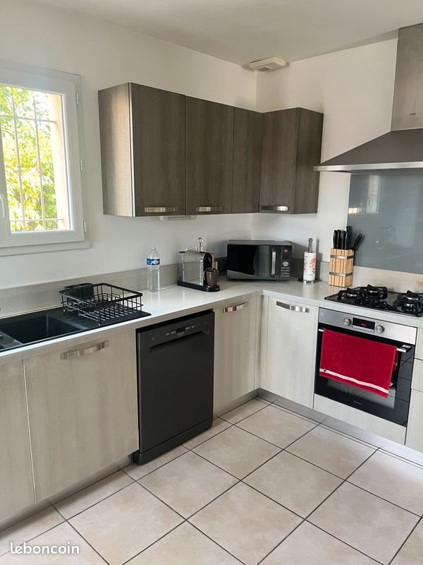 Maison à louer, 85m², Pernes-les-Fontaines