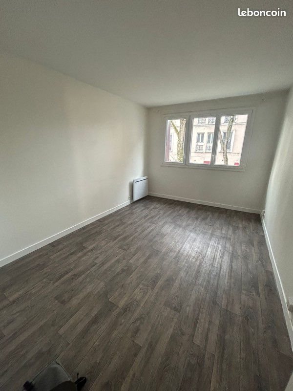 Appartement à louer, 21m², Courbevoie