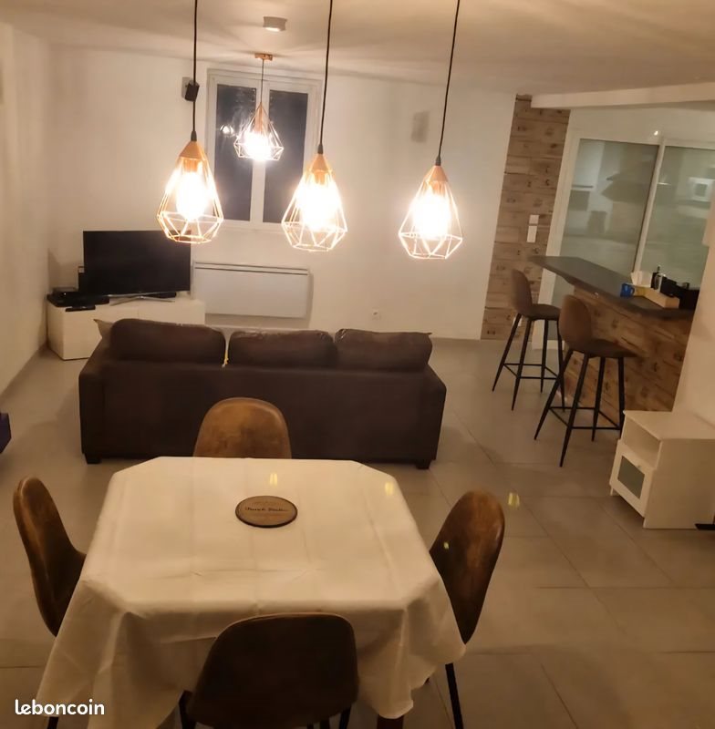 Maison à louer, 80m², Bonny-sur-Loire