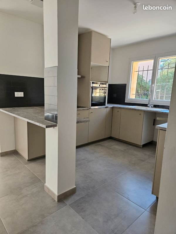 Maison à louer, 88m², Le Cannet-des-Maures