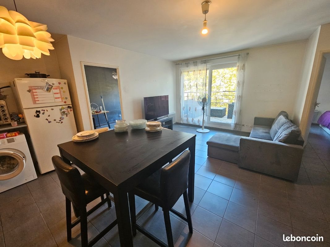 Appartement à louer, 56m², Vaulx-en-Velin