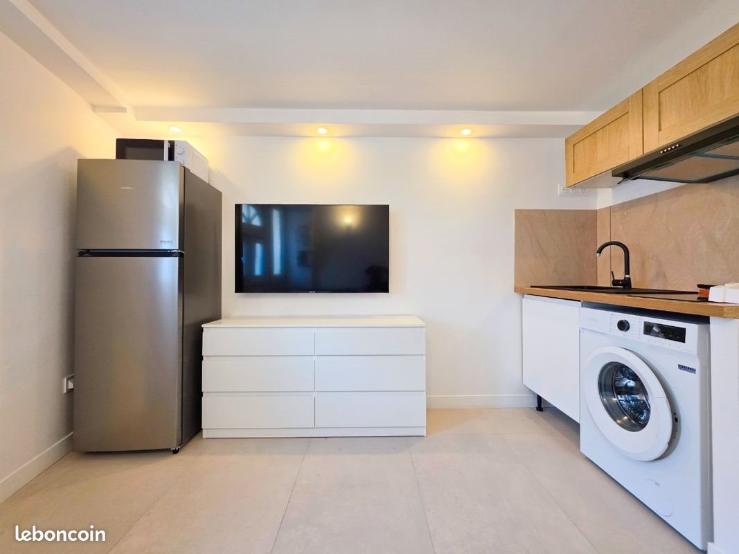 Appartement à louer, 25m², Fosses