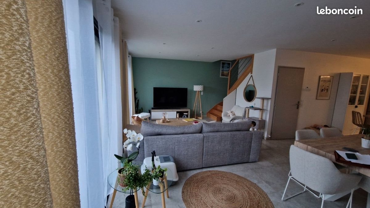 Maison à louer, 110m², Saint-Avé
