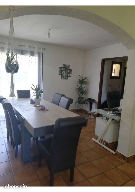 Maison à louer, 98m², Uzès