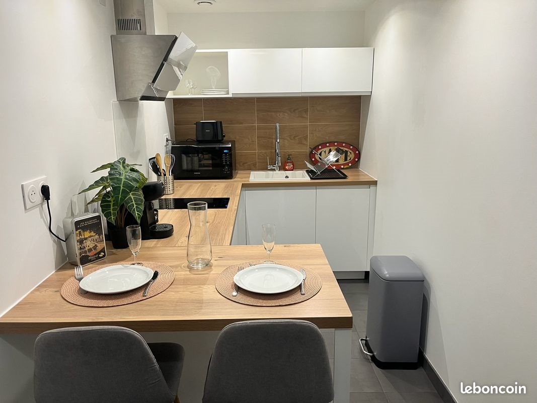 Appartement à louer, 47m², Nîmes