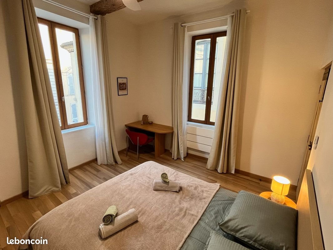 Appartement à louer, 47m², Nîmes