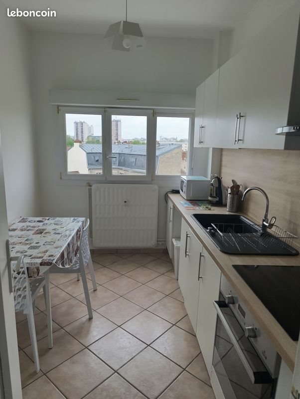 Appartement à louer, 45m², Reims