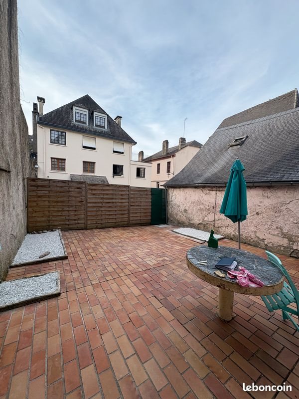 Appartement à louer, 37m², Oloron-Sainte-Marie