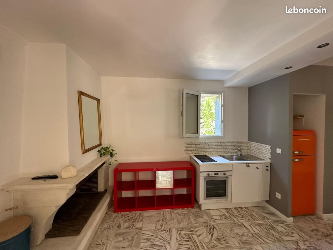 Appartement à louer, 22m², Nîmes