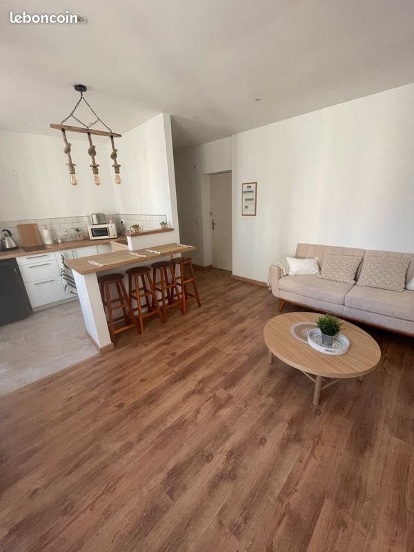 Appartement à louer, 40m², Riez